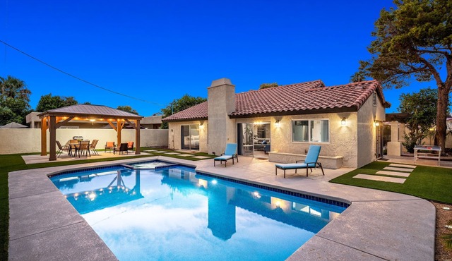 Fully Remodeled, Clean and Cozy, with FREE POOL/SPA HEATING.