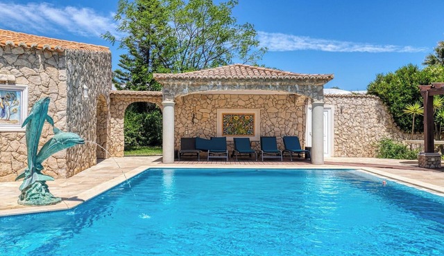 Golfinhos Magnificente 5 Bedroom Villa Situated on the Prestigious Carvoeiro Club