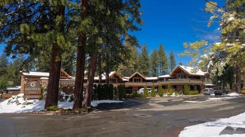 Gondola Lodge with Free Beach Voucher