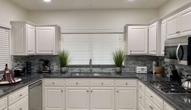 Gorgeous home near Bass Lake with RV/boat parking