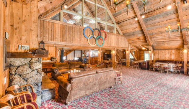 Granlibakken Retreat | Near Tahoe Beach!
