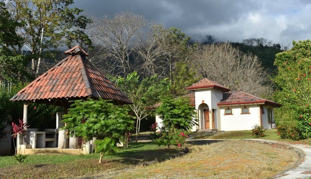 Great location close to golf, beaches and Ojochal