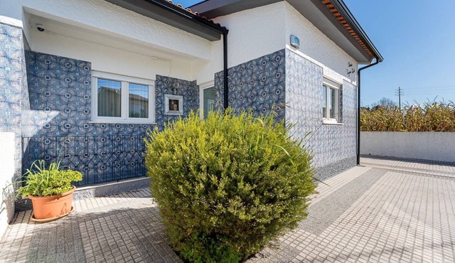 GuestReady - A classic Portuguese-style home