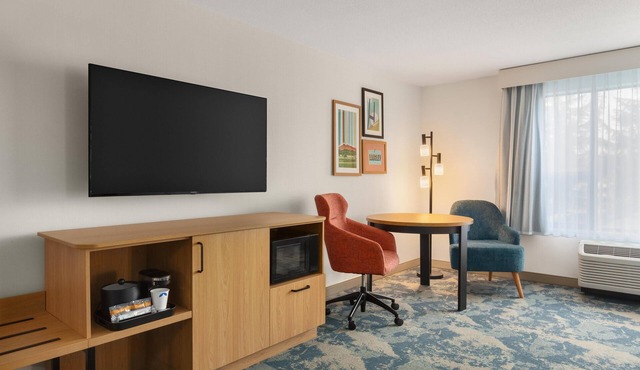 Hampton Inn & Suites by Hilton Langley-Surrey
