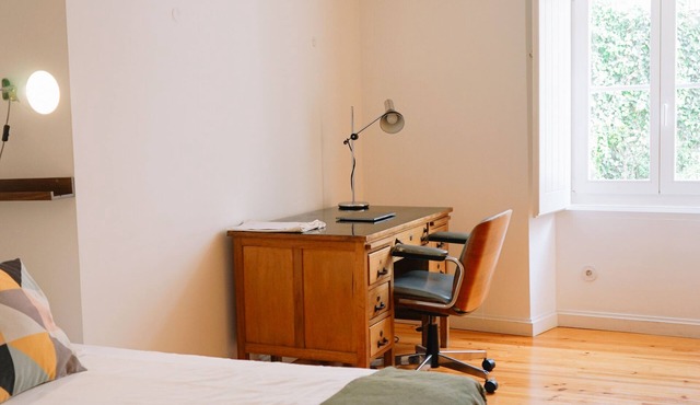High-end 2 Bedroom Apartment!
