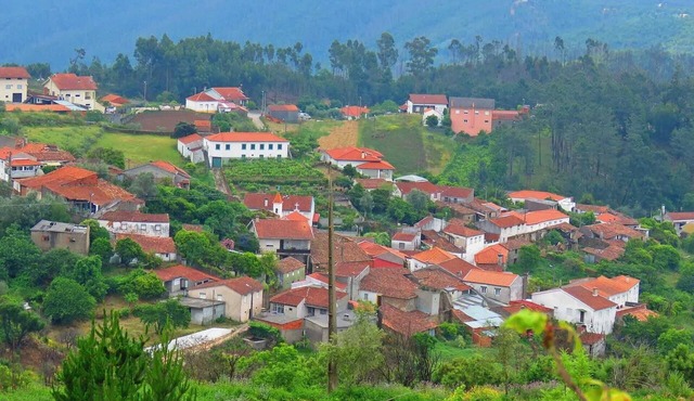 Homerez - House in Miranda do Corvo.