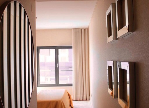 Homerez - Spacious apartement for 2 ppl. with shared pool at Lisbon