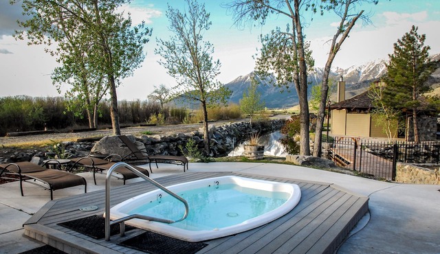 Hot Springs & Pool. By Mountains. Historic Resort