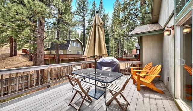 Hot Tub, Pet Friendly-close to hiking, biking, playing! 1144GB