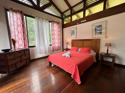 Hotel Kenaki Lodge