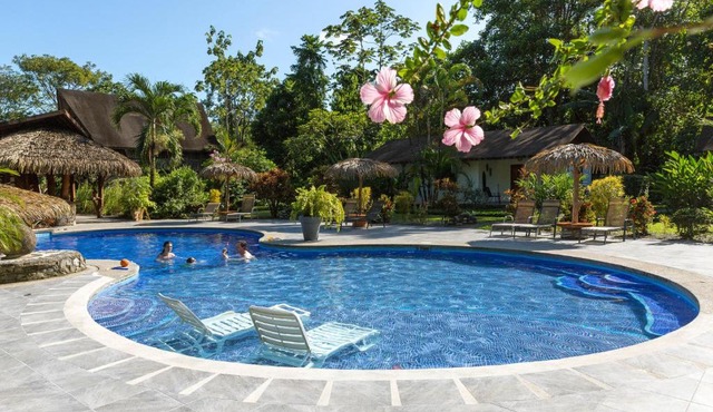 Hotel Suizo Loco Lodge & Resort