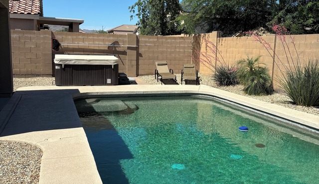 House with Private Pool & Spa