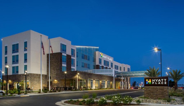 Hyatt Place Delano
