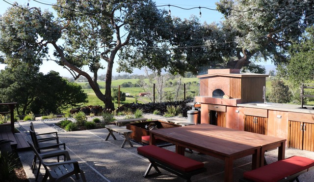 Incredible Edna Valley Views. Few Minutes from Town and Shopping. EV Charger.