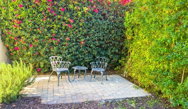 Indian Wells Oasis w/Pool: Walk to Tennis Garden!