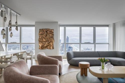 Jewel Sub-Penthouse, Surfers Paradise