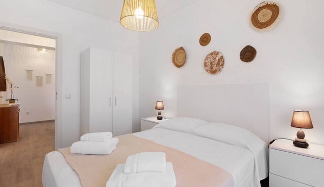 Justo's House Apartment with Private Terrace, Wi-Fi and Air Conditioning
