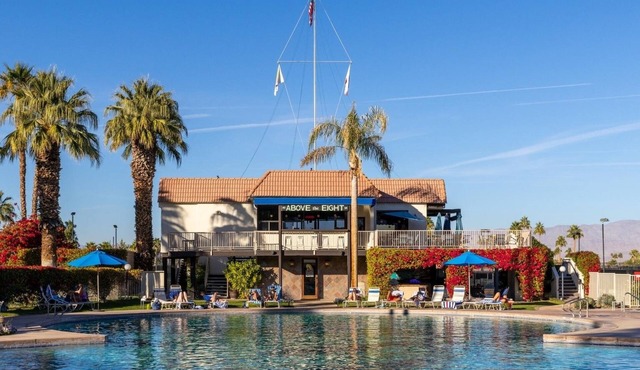 King Studio in shadow Mountain Resort and Club. Travel Nurses Welcome!