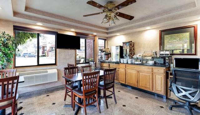Knights Inn Madera