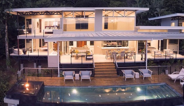 La Experiencia CR - · OCEAN VIEW PRIVATE BEACH ACCESS AND 2 POOLS WE HAVE IT ALL