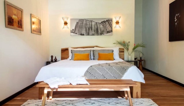 La Prometida Hotel - King Suite, Cambria