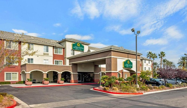 La Quinta by Wyndham Las Vegas RedRock/Summerlin