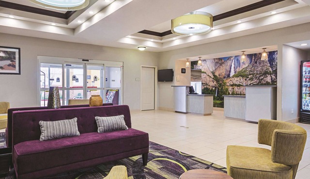 La Quinta Inn & Suites by Wyndham Fresno Northwest