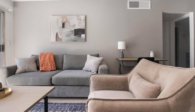 Landing | Chic 1BD, Courtyard