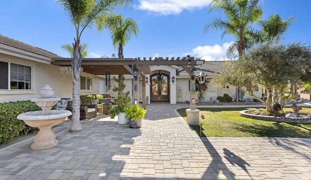 Large Estate in Temecula wine country.