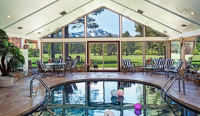 Large Estate with Indoor Pool Golf next to Golf Course