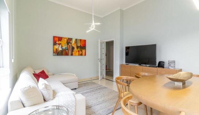 Lisboa Apart T3 com piscina tenis ginasio
