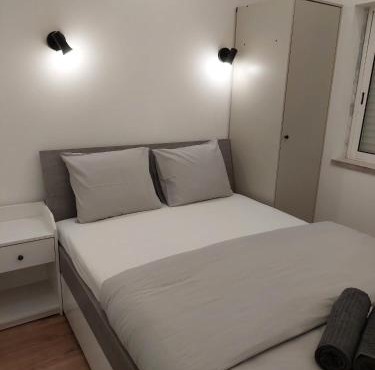 Lisbon South Bay Rooms