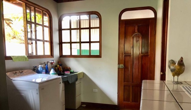 Los Arcos House