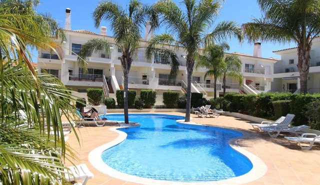 Lotus Villa V5 com piscina comum - Boliqueime, Algarve