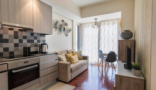 Lovely Flat. Perfect for 2. Completely restored. Great location.