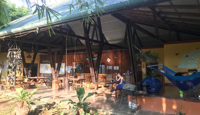 Luminosa Uvita Hostel