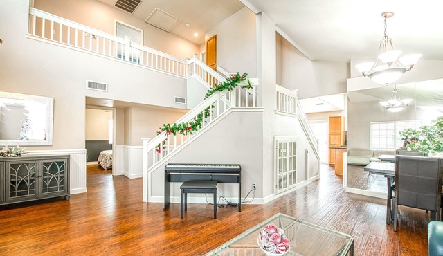 Luxurious Beautiful Home in Clovis with Pool