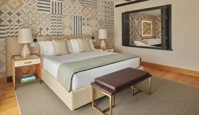 Luxurious Room w/Balcony & Stunning Algarve Countryside Views – Perfect Getaway