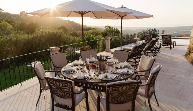 Luxurious Villa with pool, ocean views and seclusion
