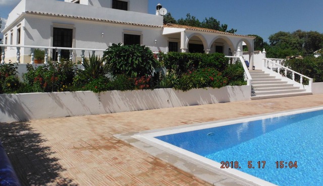 Luxurious Villa With Large Private Heated Infinity Pool and Fabulous Views