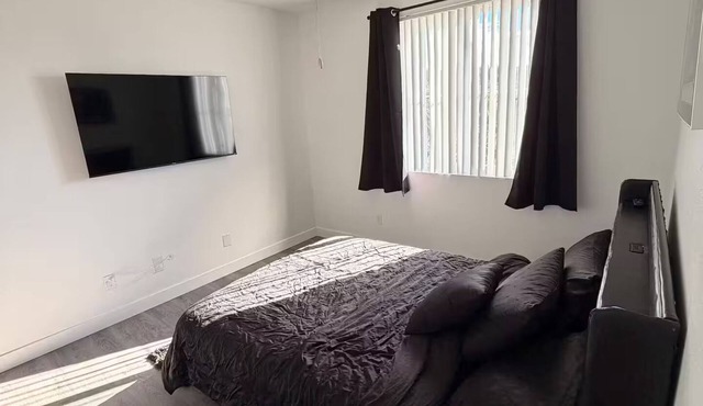 Luxury 1 bed 1 bath apartment