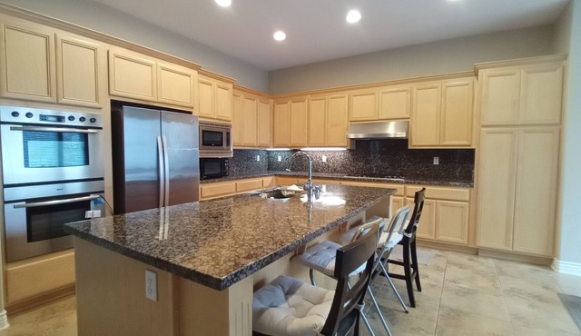 Luxury 4br/3.5bath house on west Alameda island