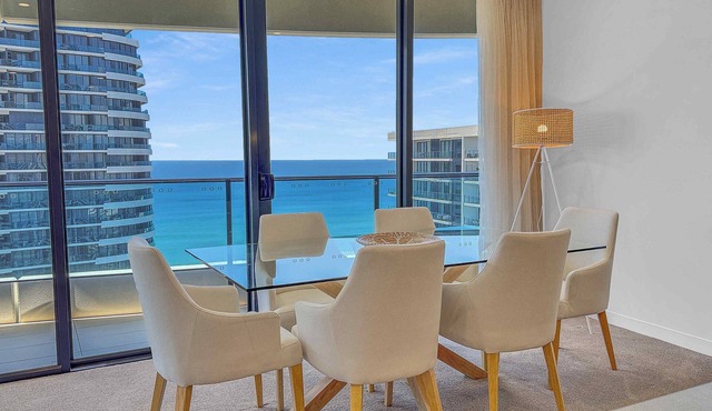 Luxury High-Rise Living | Oracle Tower 2 Level 30