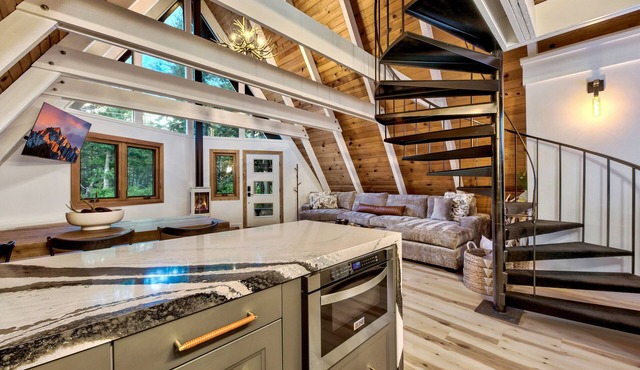 Luxury Mountain A-frame Escape LX04
