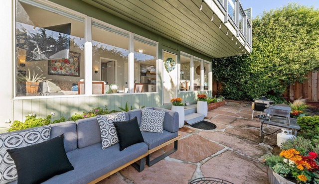 Luxury Spa Retreat Guest House with Ocean View