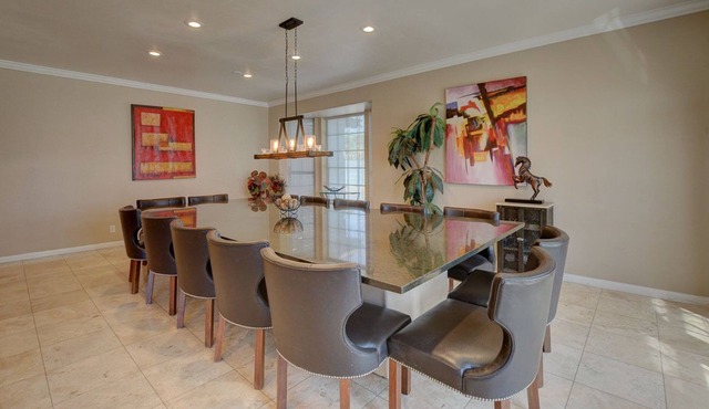 Luxury Vacation Villa w/ Mountain Views - 204218