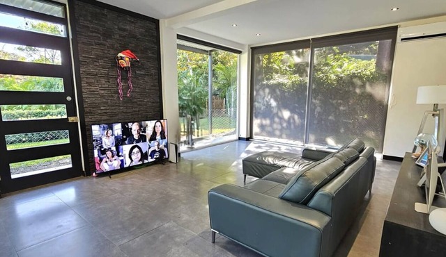 Luxury Villa with AC & pool, minutes from National Park entrance & beach