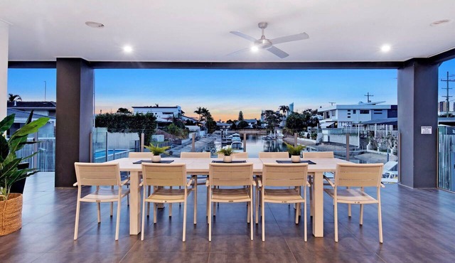 Luxury Villas The Grand (Heated Pool)