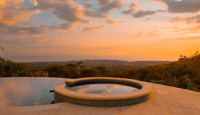 Magical sunset and ocean views! 4 en suites..
