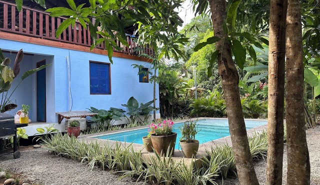 Manzanillo Escape: Poolside Comfort Meets Caribbean Charm